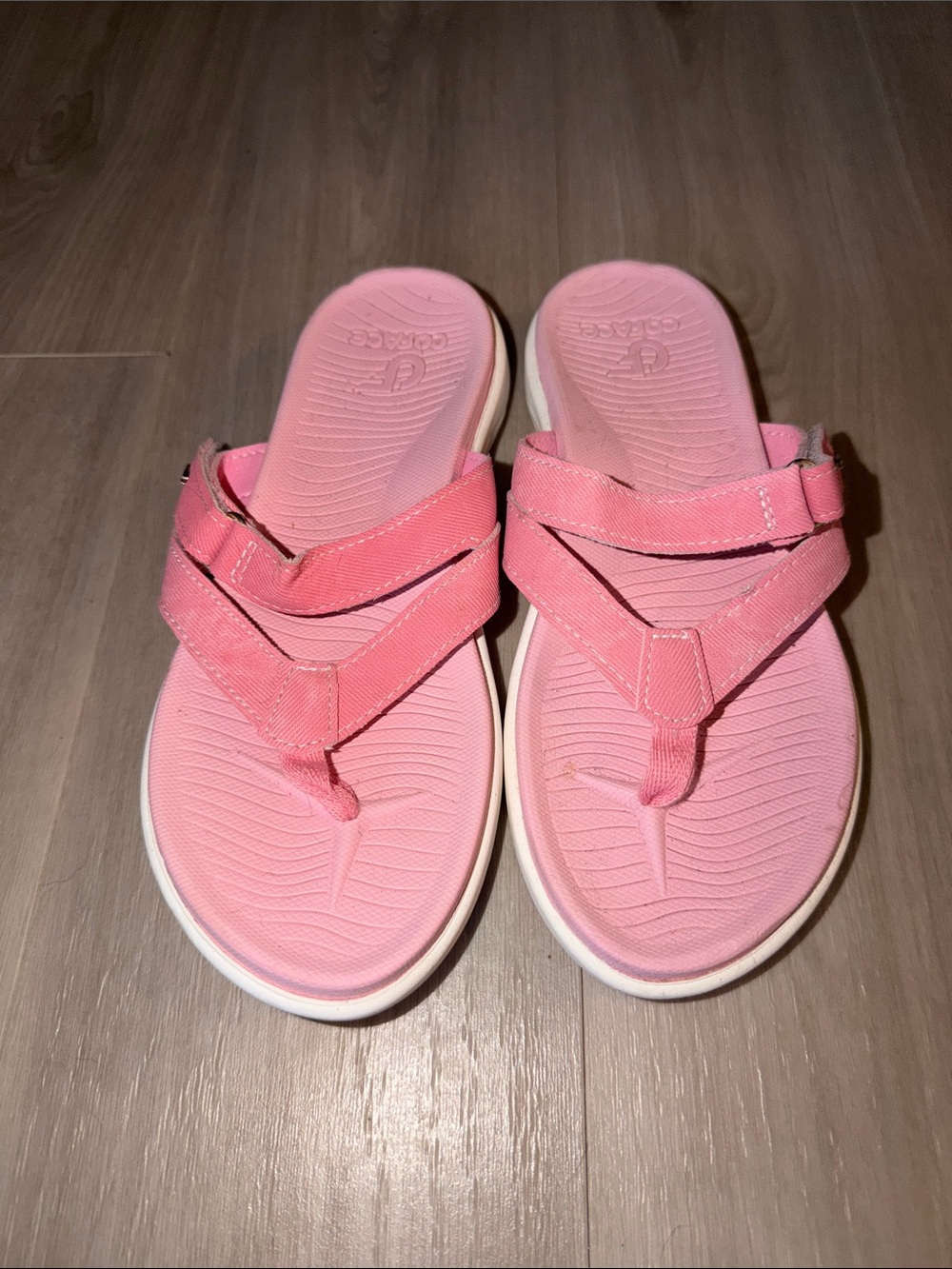 Women’s Pink Cushioned Thong Sandals with Adjustable Strap